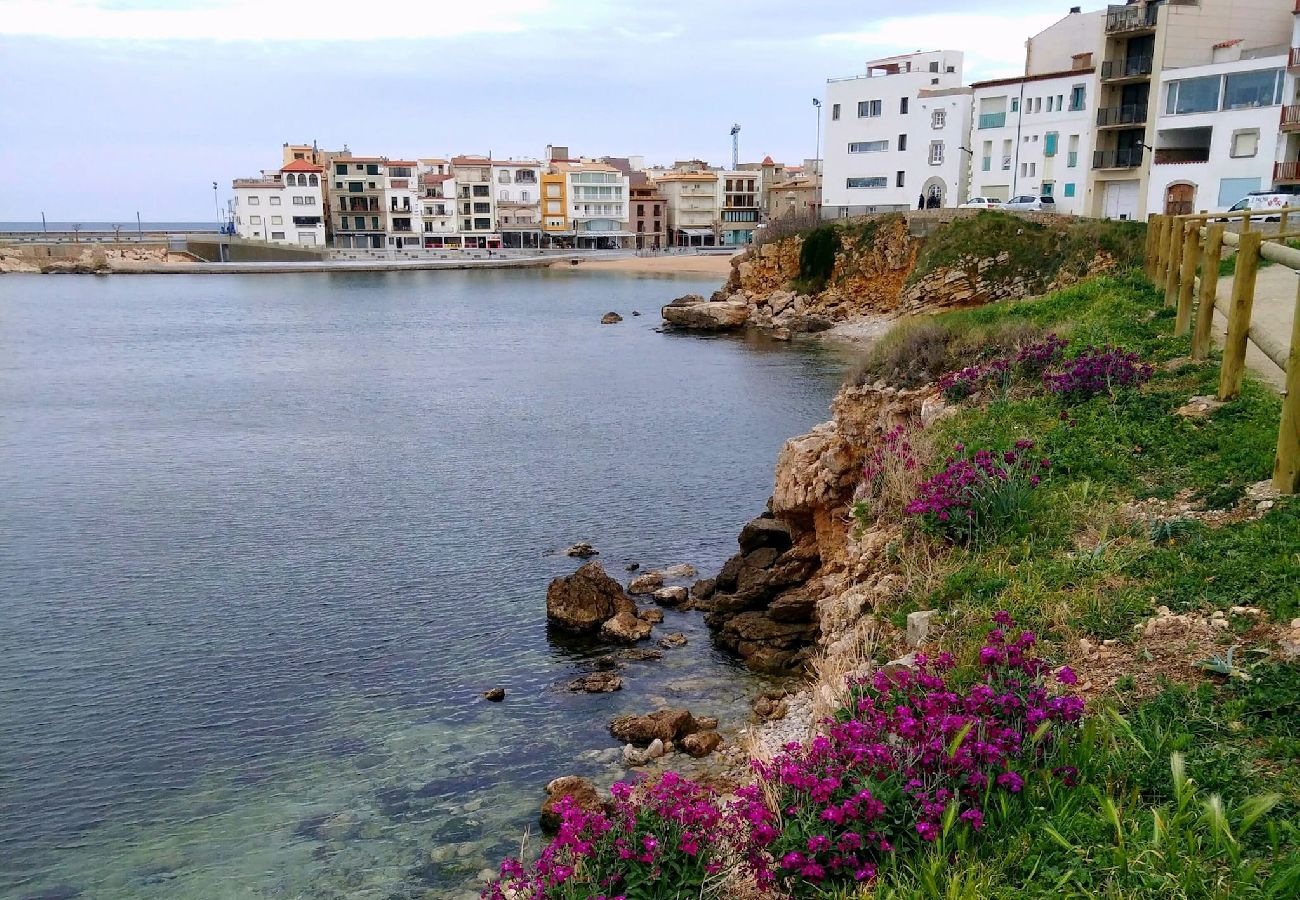 Apartment in L'Escala - Apartment Passeig del Mar 