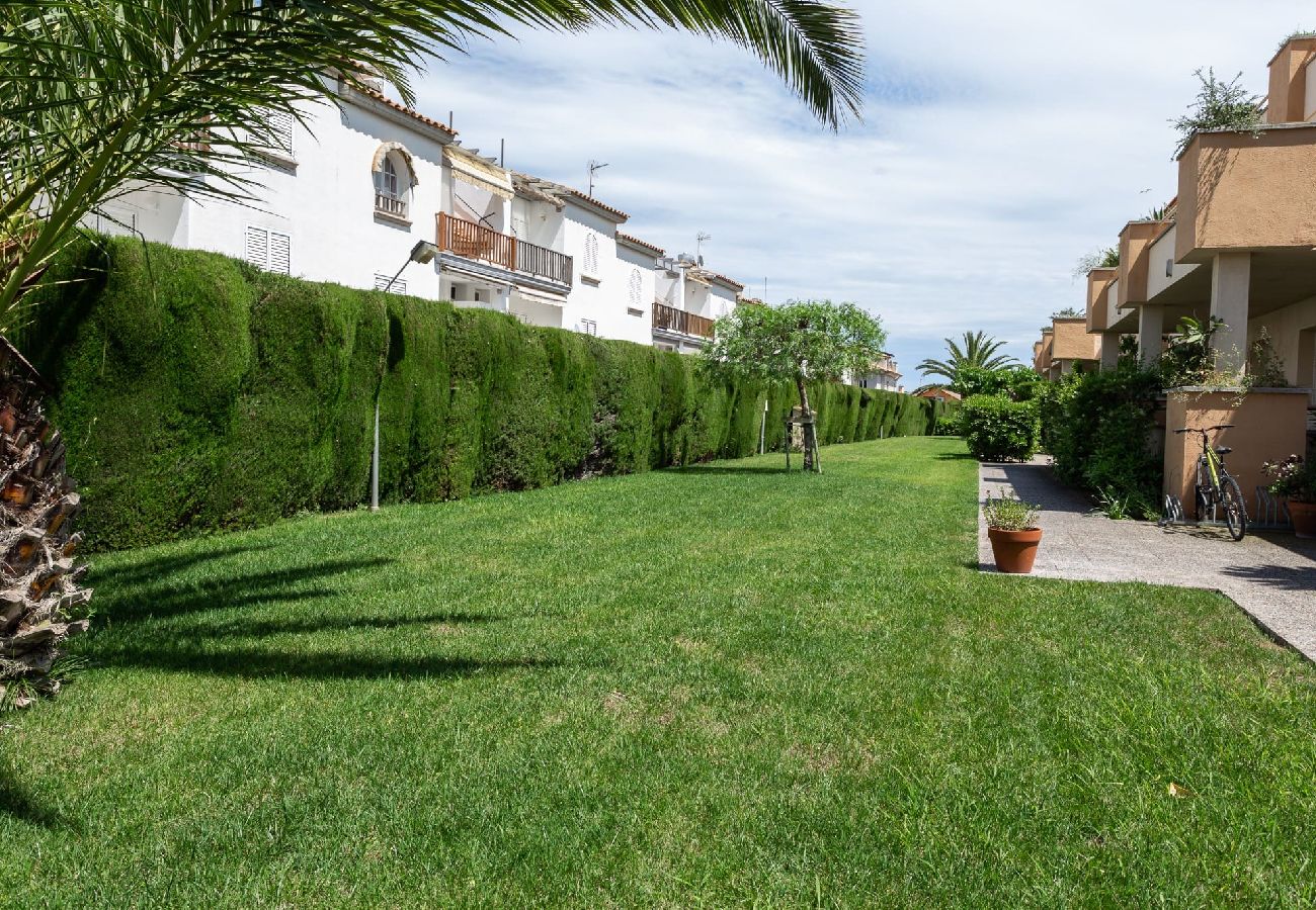 Apartment in L'Escala - Family apartment 