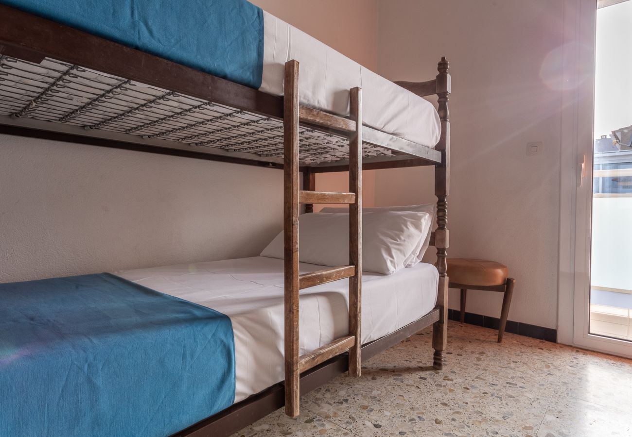 Apartment in L'Escala - Apartamento Tramuntana