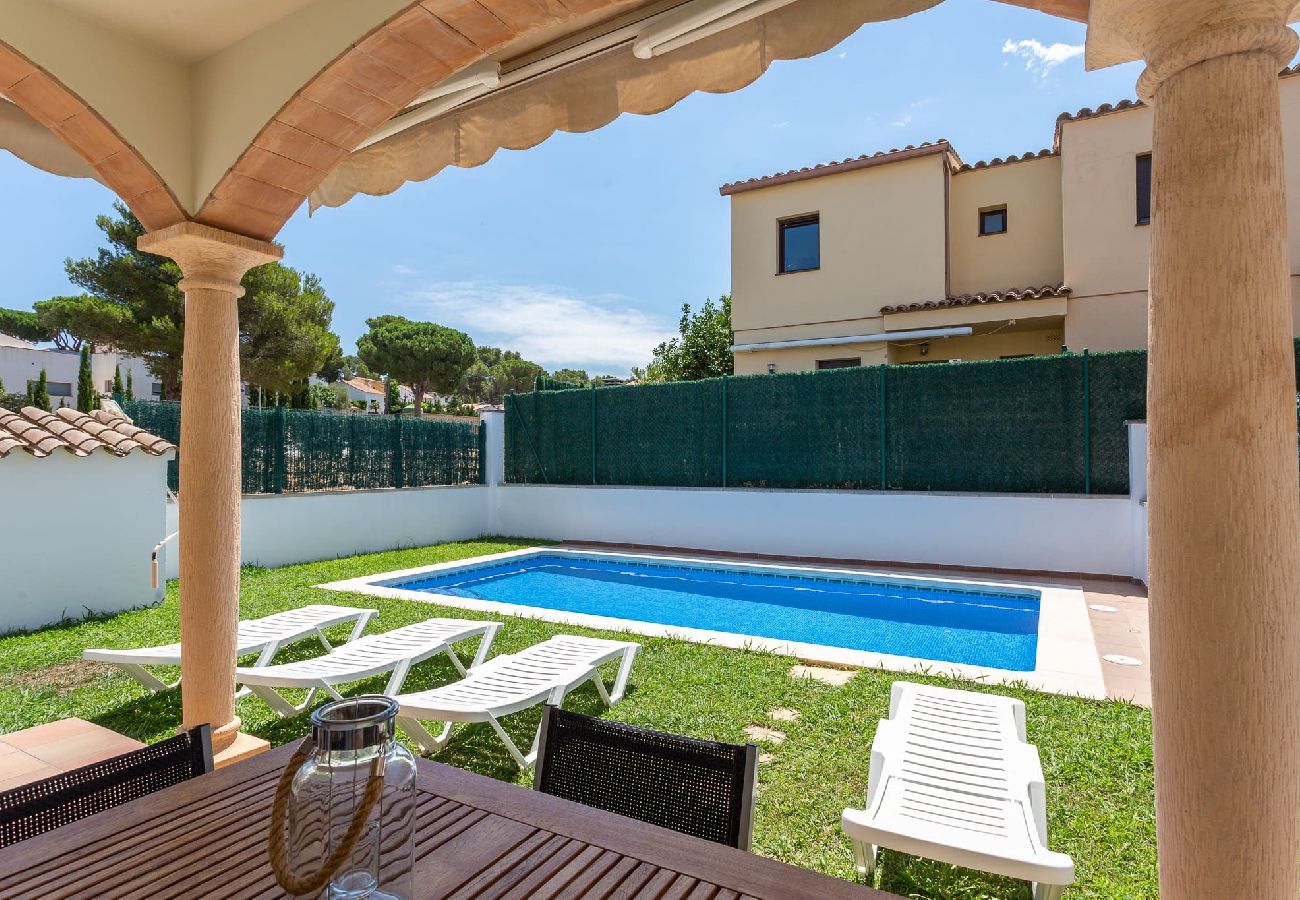 Casa en L'Escala - Casa Sunset con la piscina privada