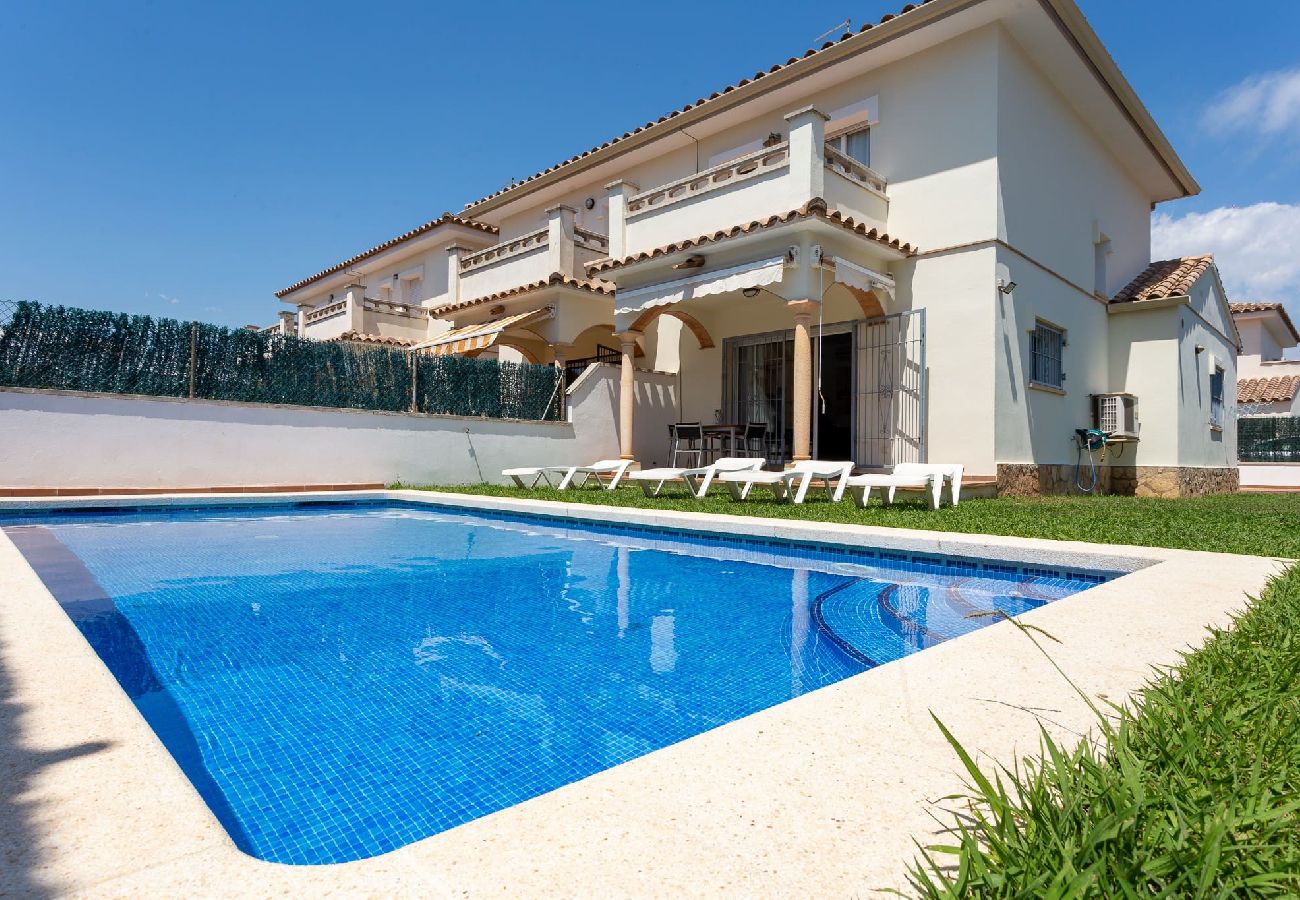 Casa en L'Escala - Casa Sunset con la piscina privada