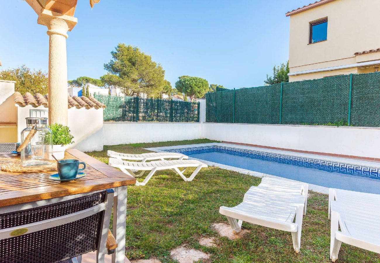 Casa en L'Escala - Casa Sunset con la piscina privada