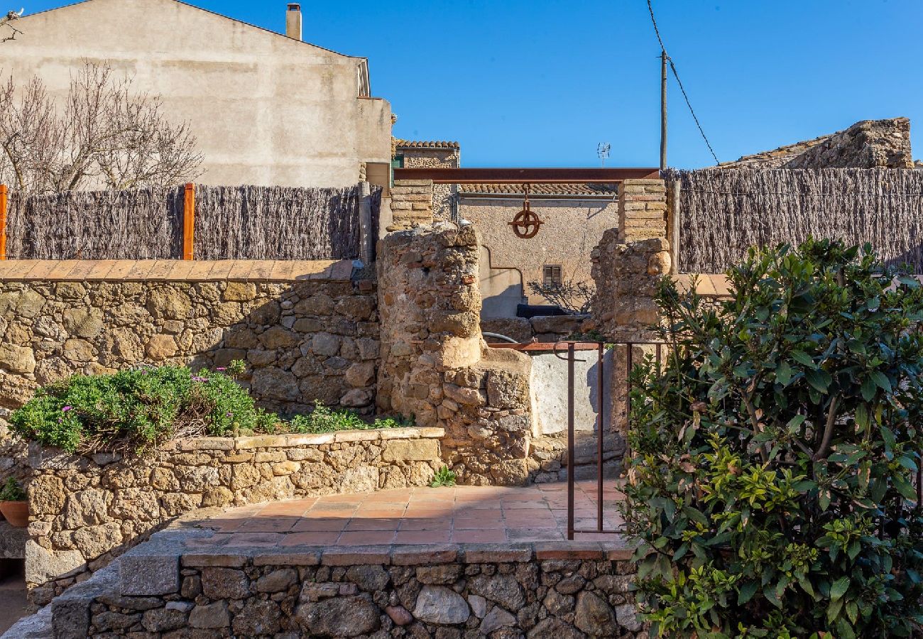 Maison à La Tallada d'Empordà - Maison rurale Josefina du XVIIIe siècle