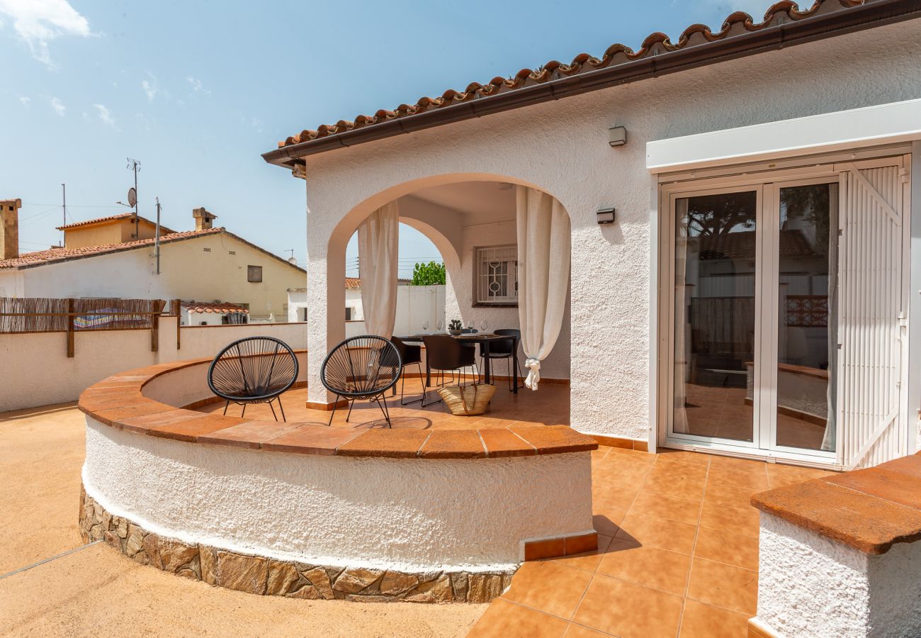 Maison à L'Escala - Casa Iris