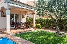 Casa en L´Escala - Casa Hermosa
