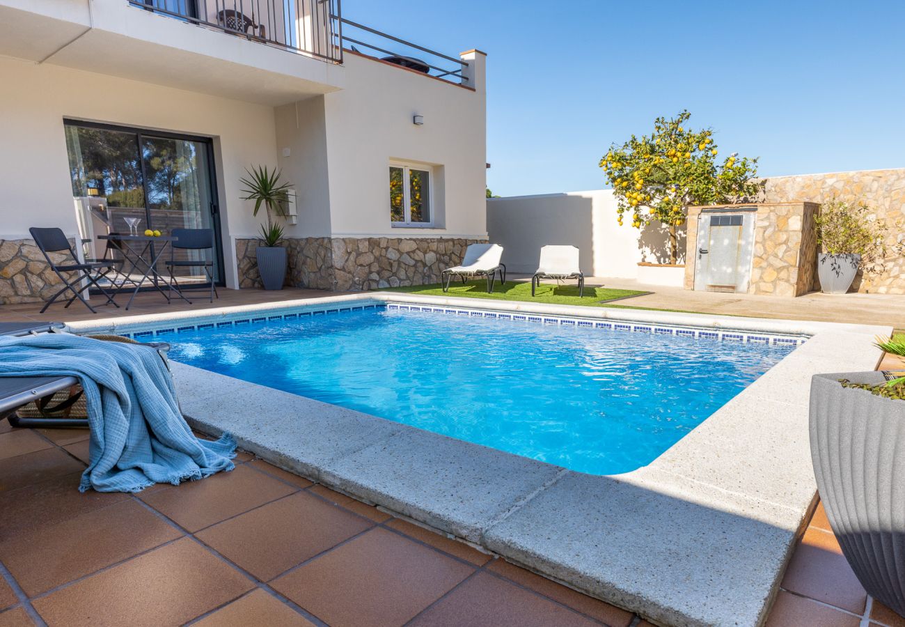 Casa en L´Escala - Casa Montgrí